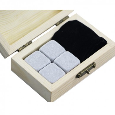 Popular chilling set Log colour whiskey gift wooden box 4pcs of Cinderella whiskey stones with 4 Stones and 1Velvet Bag small stone gift set