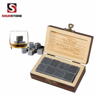 8 pcs of Bar Accessories Whiskey stone Ice Cubes Reusable Ice Cubes Business Promotion Gift Reusable Ice Cubes Wholesale Whiskey Stones