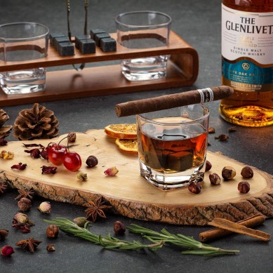 Shunstone in Stock 8 Granite Whiskey Stone Ice Cube and Whiskey Glass with Wooden Tray Business Gifts Ideas for Christmas
