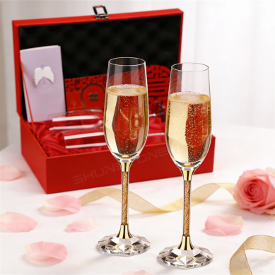 Premium Crystal Gold Foil Goblet Champagne Glasses Wedding Gift Set in Red PU Leather Gift Box Shunstone Supplier