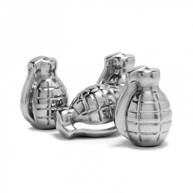 Stainless Steel Bomb Whiskey Stones  4 Piece Whisky Chilling Stones for Liquor