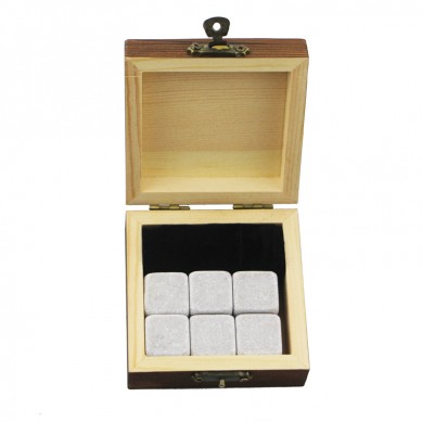 Small wooden gift 6 pcs of whiskey stone gift Whisky Ice Stones Drinks Cooler Cubes Natural Chilling Whisky Stones With Gift Box