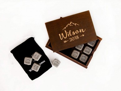 Pro customized design logo hot sell reused whiskey ice cube stone by small wooden tray gift set OEM from china factory