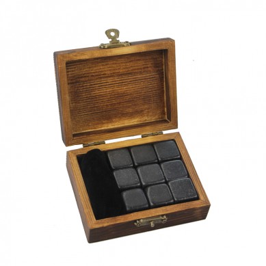 Wholesale Absolute Black polished Whisky Chilling Cubes Best Gift Whiskey Stones Gift Set with your own Brand
