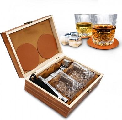 Kev Cai Stainless Whisky Pob Zeb Khoom Plig nrog 2 Crystal Whisky Glasses hauv Pine Ntoo Box