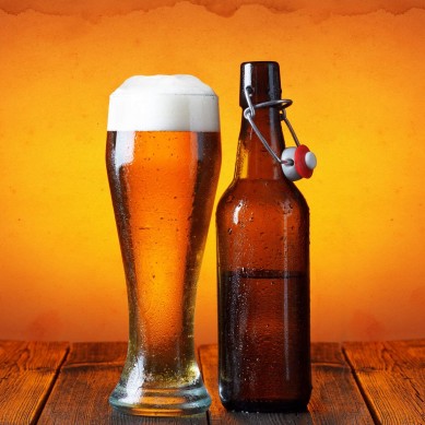 Pilsner Glasses Etched Beer Glass for Better Head Retention 16 oz Craft Beer Glasses for Beer Drinking