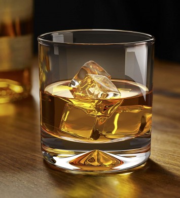 Whiskey Glasses with Mountain Imprint 10 oz Rocks Glasses Lead-free Bar Lowball Crystal GlassesOld Fashioned Glass Tumbler for Scotch