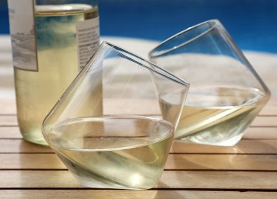 Amazon hot selling Rolling rock wine glass Hand Blown Elegant Wine Glassware