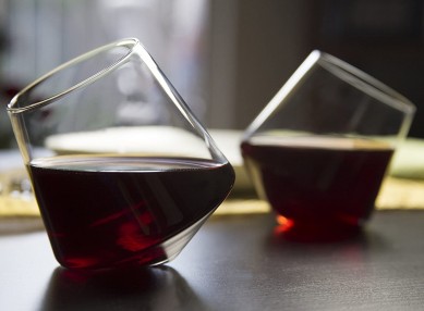 Amazon hot selling Rolling rock wine glass Hand Blown Elegant Wine Glassware