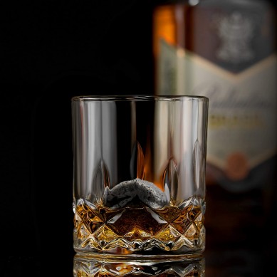 OEM china whisky glass Whiskey Chilling Stones Gift Set by Elegant Gold Foil Gift Box