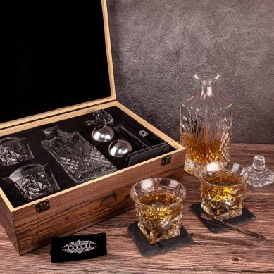 Whiskey Decanter Whisky Glasses in Gifts Box with 2 Reusable Stainless Steel Whiskey Stones