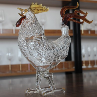 Animal shaped chicken shaped clear glass wine liquor bottles
