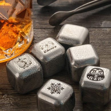 ကြိုတင်ဒီဇိုင်းထုတ်ထားသော လိုဂို 304 Stainless Steel Ice Cubes Whisky Stone Men's Ice Tongs လက်ဆောင်