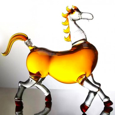 Etched horse Animal shaped wine Decanter