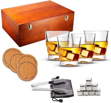 Produceți un set de pahare de whisky UNIQUE WHISKY STONES în cutie cadou din lemn