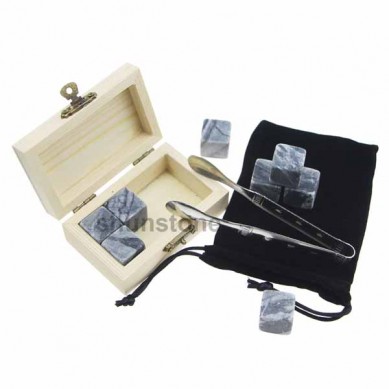 4 pcs of reusable ice stones popular and Cheap Whiskey Stones Gift Set with Velvet Bag small stone gift set