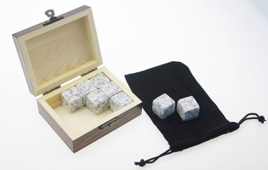 Premium 8pcs of Whiskey Natural Soapstone Ice Cube Whiskey Stone Bar Accessories Customized LOGO