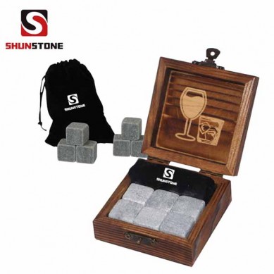 6 Pcs of black granite whiskey stones cube in a small wooden gift box