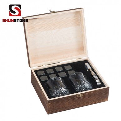 Wholesale Discount Whiskey Glass -
 High Quality Dice Ice Cube with Crystal Glasses Whiskey Stones Wooden Box  – Shunstone