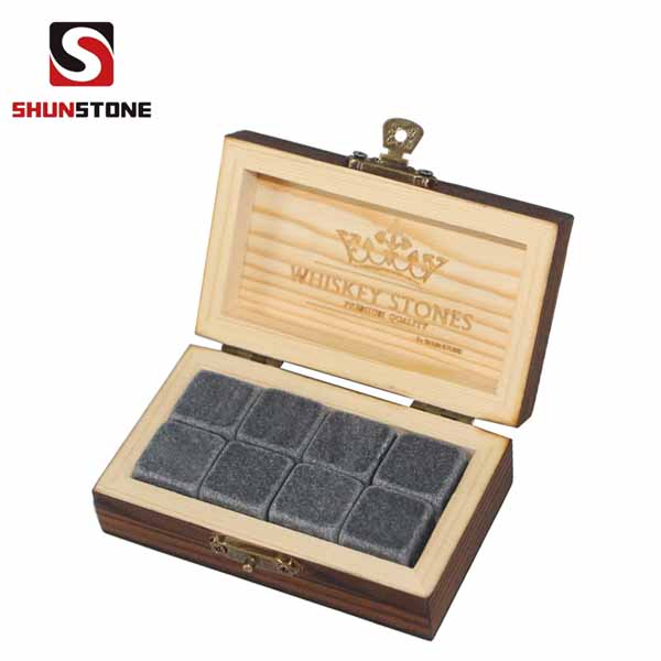 Best-Selling Massage Stones - 8 pcs of Bar Accessories Whiskey stone Ice Cubes Reusable Ice Cubes Business Promotion Gift Reusable Ice Cubes Wholesale Whiskey Stones  – Shunstone