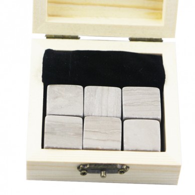 High quantity ang low cost 6 pcs of Grey Serpegiante Whiskey Chilling Rocks Customize Packaging Whiskey Stones Set of Natural Cubes with velvet bag and small MOQ