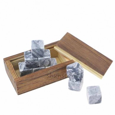 2019 New Product Hot verkeeft Premium Muermeldéier Whisky Ice dotéiert Promotiouns Wooden Box Kadosiddien Set 8 Meint vun Granit Whisky Stones Fir Cool