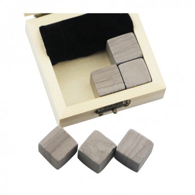 High quantity ang low cost 6 pcs of Grey Serpegiante Whiskey Chilling Rocks Customize Packaging Whiskey Stones Set of Natural Cubes with velvet bag and small MOQ