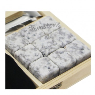 Manufacturer OEM Customized whiskey Stones 6 pcs  Ice Cubes Whiskey Creative Gift Set