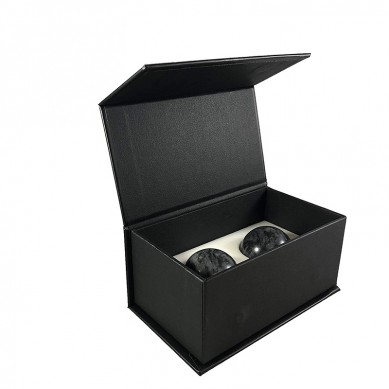 סט אבני וויסקי של 2 כדורי צינון שיש בקופסת מתנה עם שקית אחסון מקטיפה
