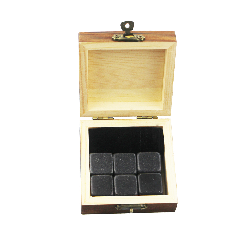 China wholesale Reusable Ice Cube - 2019 top selling 6 pcs of Mongolia Black whiskey stone gift Whisky Ice Stones Drinks Cooler Cubes Natural Chilling Whisky Stones With Gift Box  – Shunstone