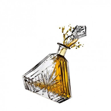 Whiskey Decanter for Liquor Scotch Bourbon or Wine Irish cut Triangular 750ml