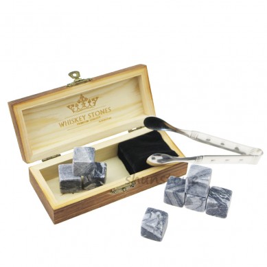 2019 New Product Hot Sells Premium Wholesale Whisky Ice Rocks Promotional Wooden Box Gift Set 8 pcs of Granite Whiskey Stones For Cool