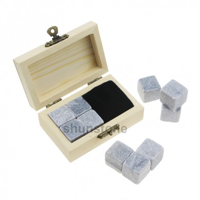 4 pcs of chilling rocks of Drinking Stones with High Quality Grey Beverage Chilling Stones Whiskey Stones With Wooden Box
