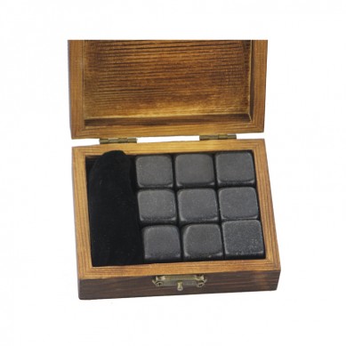 Wholesale Absolute Black polished Whisky Chilling Cubes Best Gift Whiskey Stones Gift Set with your own Brand