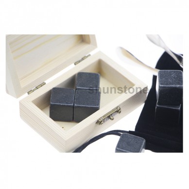 Promotional Gift Item 4pcs of Reusable Grey Ice stone high quantity and Cheap Whiskey Stones Gift Set with Velvet Bag small stone gift set