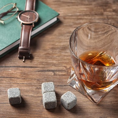 100% nature granite Whiskey Rocks reusable chilling stone set best wine gift for men