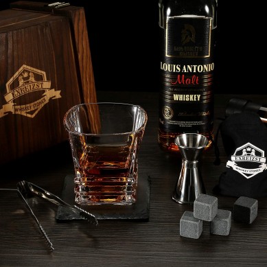ឈុតកាដូស្រាវីស្គី Cooling Stone Whiskey Glasses Ice Cube Set with stone coaster