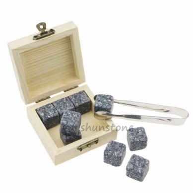 9 pcs of whiskey rocks Promotion Liquor and Wine Cooler Black Rocks Chilling Stones Whiskey Ice Stones Granite Gift Set