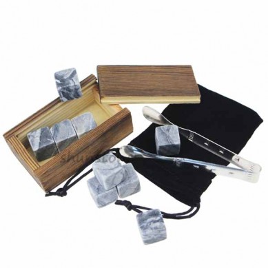 2019 New Product Hot Sells Premium Wholesale Whisky Ice Rocks Promotional Wooden Box Gift Set 8 pcs of Granite Whiskey Stones For Cool