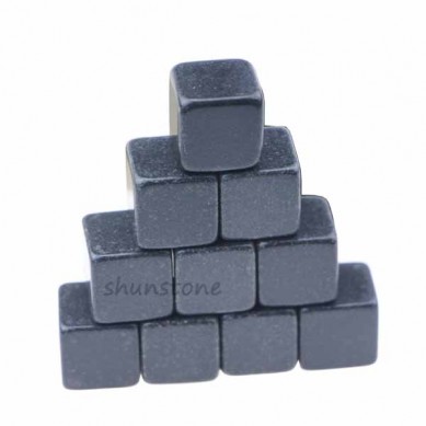 9 pcs of Natural Granite Reusable Ice Cold Chilling Stones Stored whiskey stone Wooden Gift Box