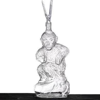 1000ml Decanter tal-ħġieġ tal-whisky forma Monkey bis-sufra