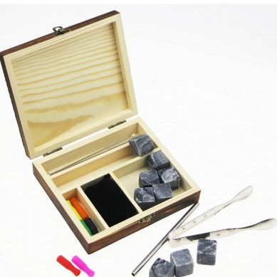 Customized eco-friendly ceramic 9 pcs of Antiquity Wood Grain whiskey ice cube stones with stainless steel straw and tong