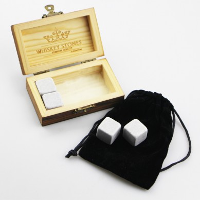 reusable ice stones Small and Cheap Whiskey Stones Gift Set with 4pcs of Cinderella Stones and 1 pcs of Velvet Bag small stone gift set