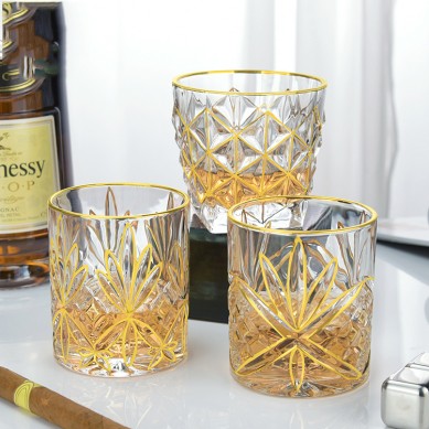 Customised Handicrafts Classic Bar Nordic Crystal Embossed Glassware Whiskey Glass With Gold Rim