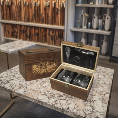 Shunstone 355ml Crystal Clear Red Wine Stemless Glasses with Accessories Gift Set for Souvenirs Party