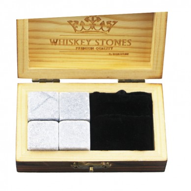 Popular soapstone stones bushiness Whiskey Stones Gift Set with 4pcs of chilling Stones and 1 pcs of Velvet Bag small stone gift set