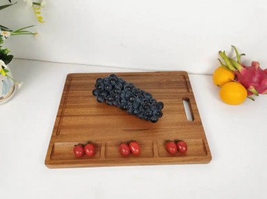 Good Quality Durable Wood Chopping Block Cutting Board with Juice Grove for Kitchen