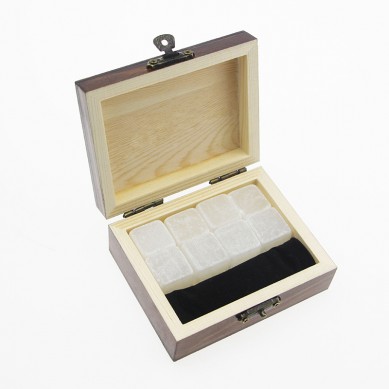 ملحقات شريط شكل مخصص من حجر اليشم 8 قطع من أحجار الويسكي في صندوق خشبي