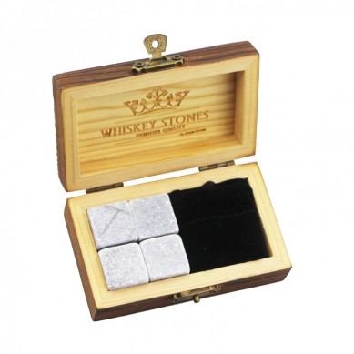 Popular soapstone stones bushiness Whiskey Stones Gift Set with 4pcs of chilling Stones and 1 pcs of Velvet Bag small stone gift set