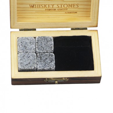 Horúce 4ks produktové porfýr whisky kameňa a čiernych zamatových vreciek do vonkajšieho Burning Wood Box kvalitných